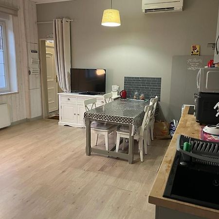 Le Cedre Bleu Hotel Lievin Bagian luar foto
